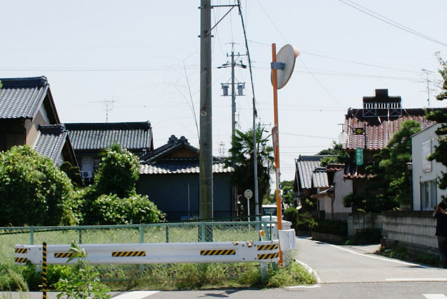 行く手に火の見櫓が見えた 行く手に火の見櫓が見えた